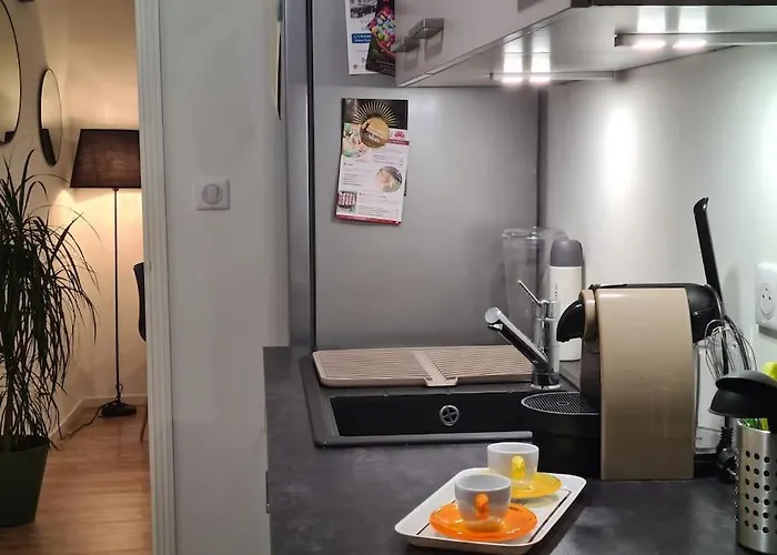 Cocooning Au Cœur De La Cité Impériale Appartamento