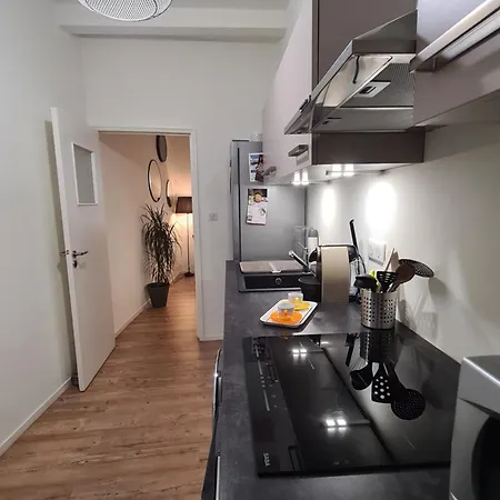 아파트 Cocooning Au Coeur De La Cite Imperiale