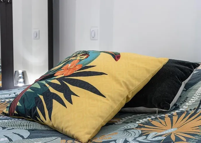 Cocooning Au Coeur De La Cite Imperiale Ajaccio (Corsica)