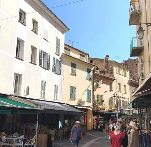 Cocooning Au Coeur De La Cite Imperiale Ajaccio (Corsica)